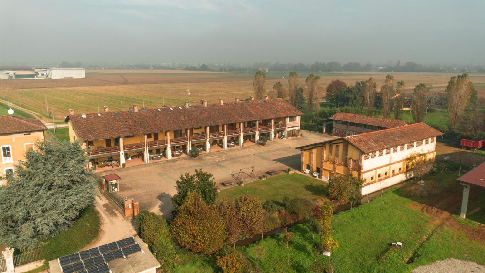 Agriturismo Bassanella Тревільо Екстер'єр фото